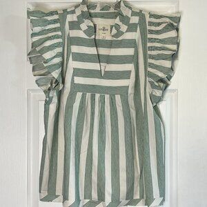 Umgee Top - Women’s Size Medium - NWOT - Style K8839 - Green & Off White